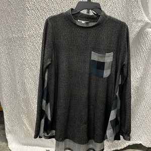 Wonderland by Orange boutique top NWT